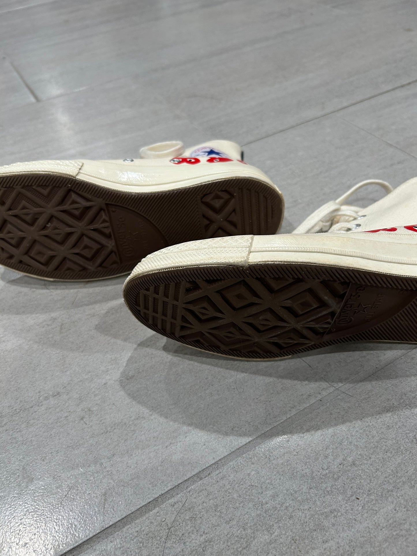 Comme des Garçons Converse