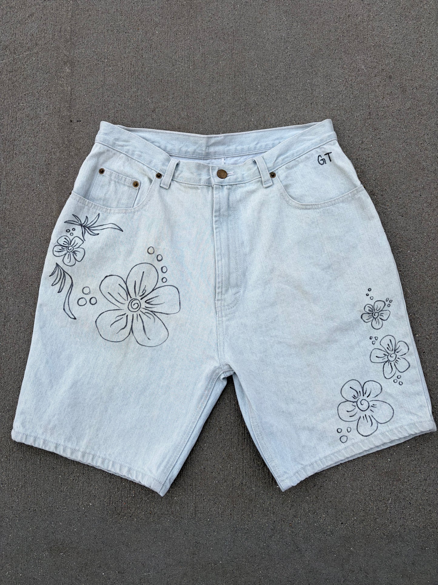 GROOVY jorts