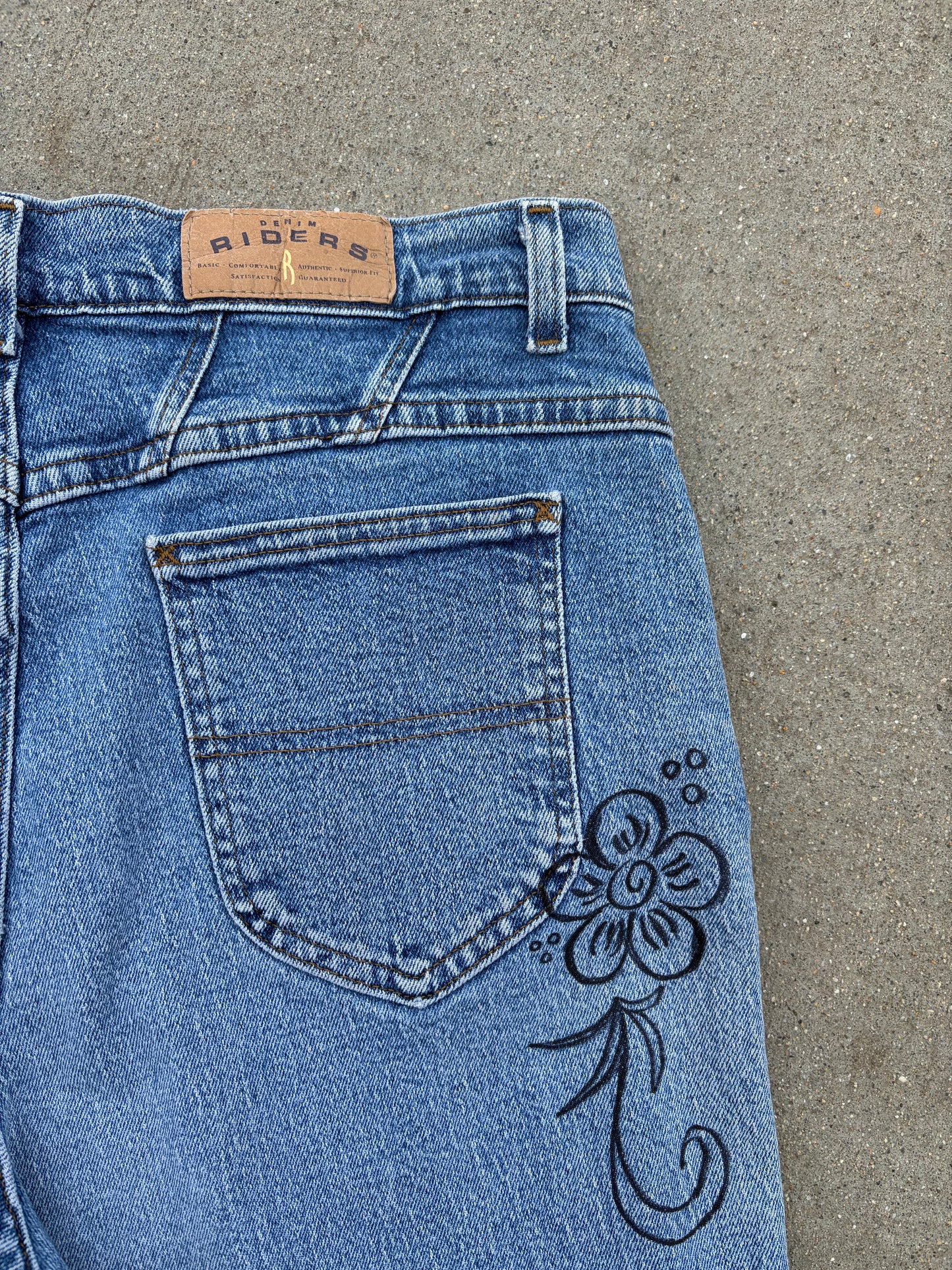 444 Jeans