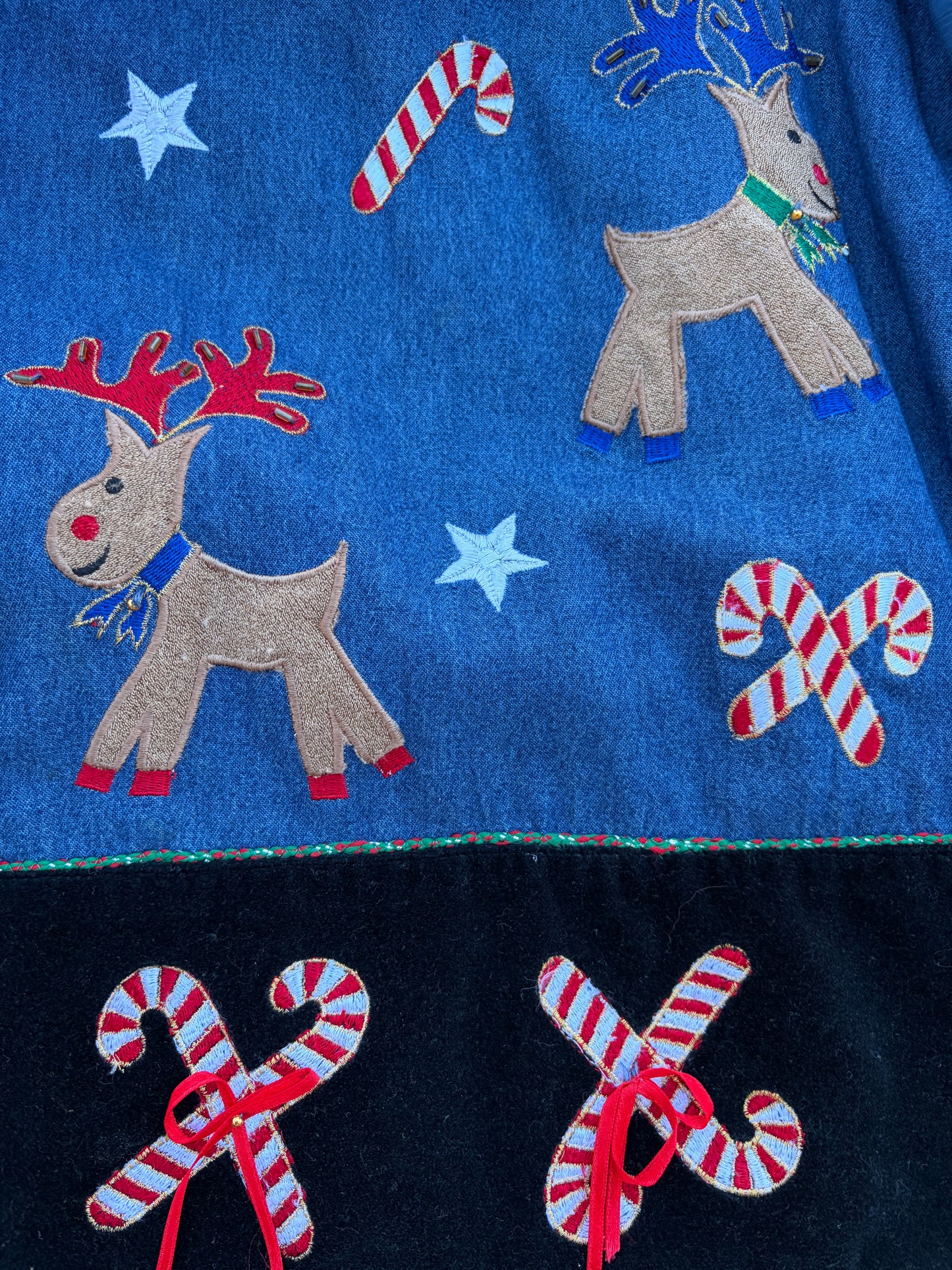 Embroidered Holiday Buttondown