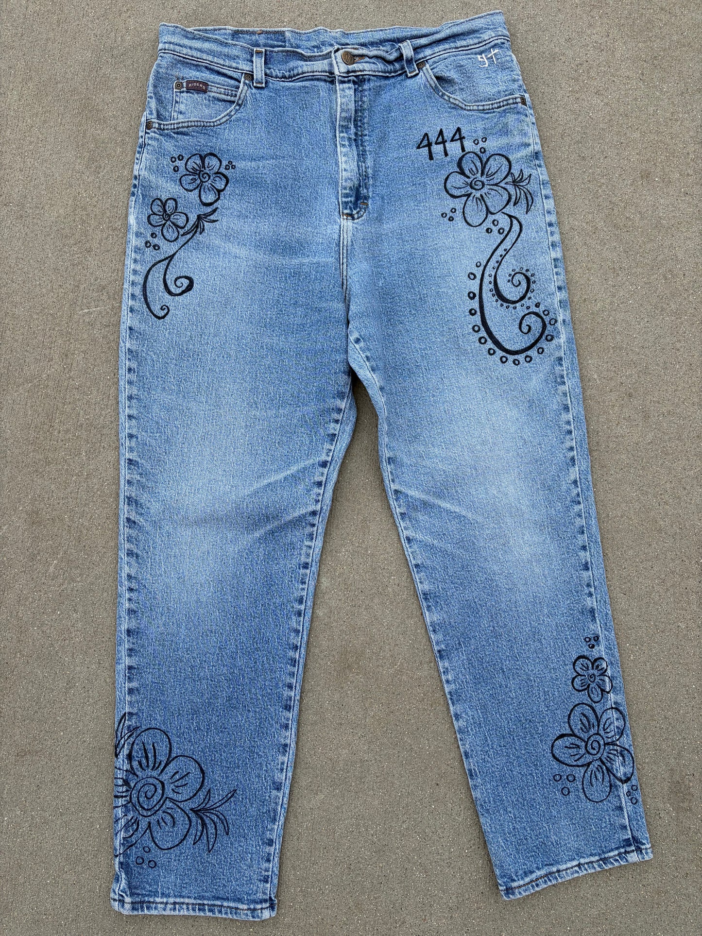 444 Jeans
