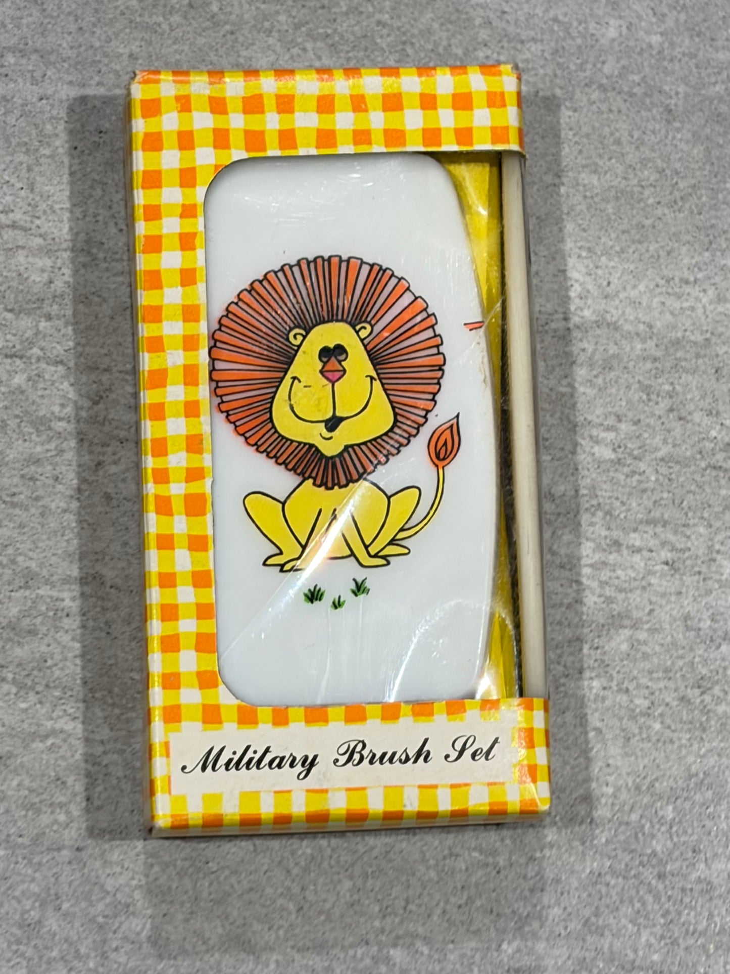 Vintage 1970s Military Brush Set