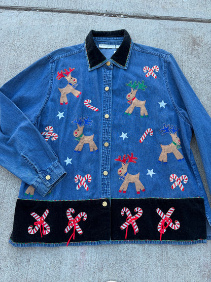 Embroidered Holiday Buttondown