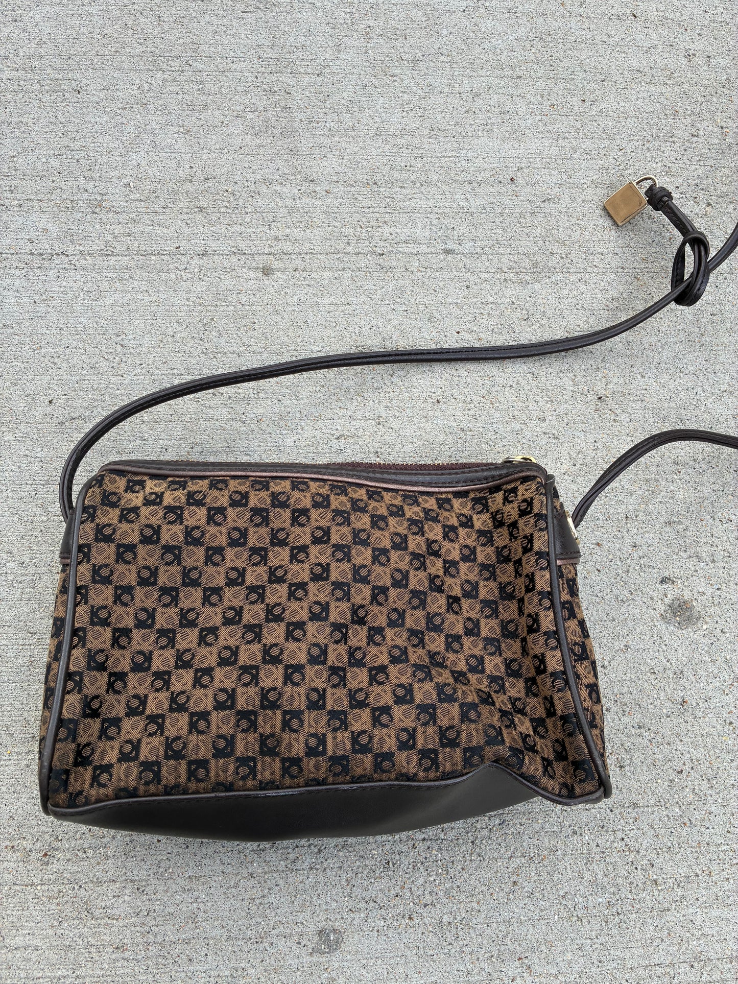 Liz Claiborne Cross Body Bag