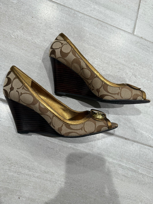 Coach Wedges